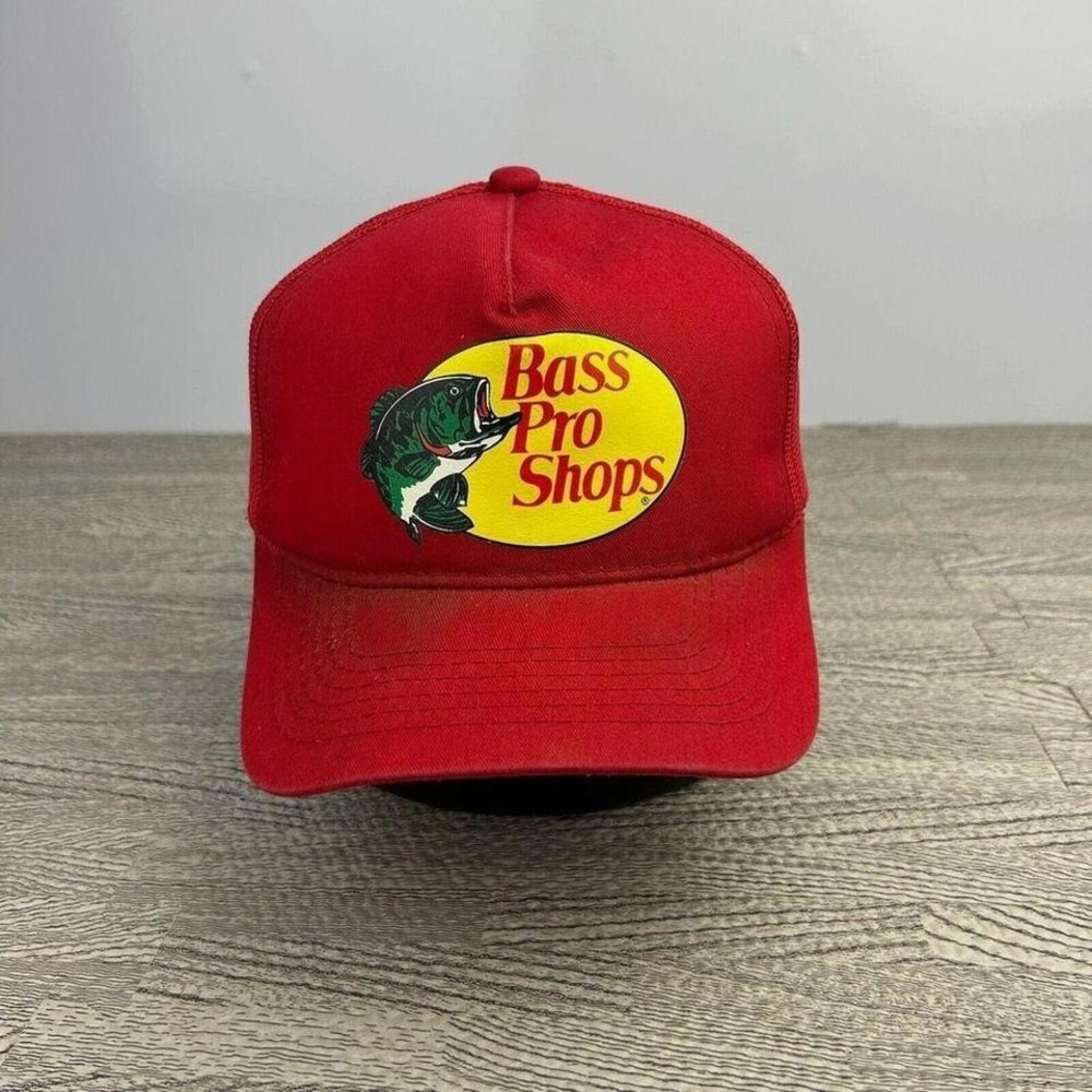 Vintage Bass Pro Shops Trucker Hat Cap Mens Red Fishing Fish Hunt Hunting